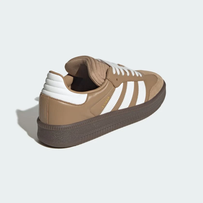 ADIDAS Samba XLG Uomo Sneakers In Pelle Con Camoscio Sulla Punta Con Suola In Gomma A Contrasto Marrone Con Strisce Beige - immagine 4